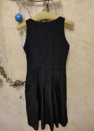 Красивое маленькое чёрное платье шёлк massimo dutti9 фото