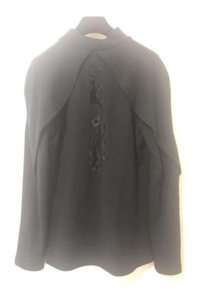 Теплый ангоровый черный свитер андре тан с кружевом по спинке