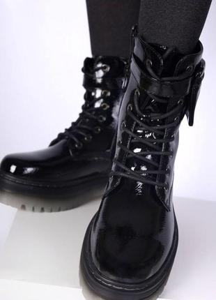 Лаковані чорні черевики7 фото
