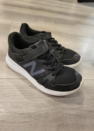 Кроссовки new balance, 32