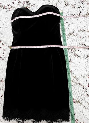 Маленькое черное бархатное платье-футляр5 фото