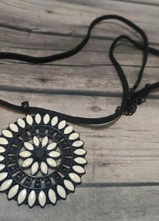 Кулон метал емалі на текстильному шнурку