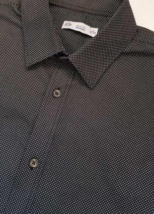 Мужская приталенная черная рубашка в белый горох7 фото