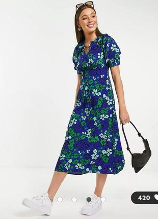 Синее платье миди influence с оборками на воротнике и ярким зелёным цветочным принтом(размер 10)7 фото