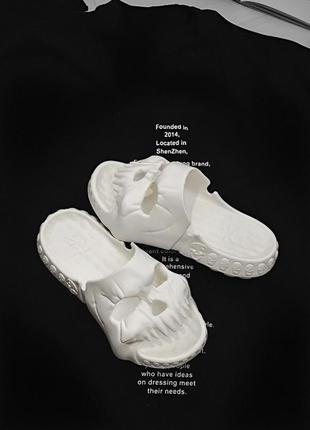 Тапочки / сланцы