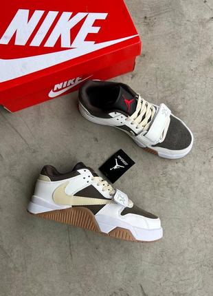 Круті чоловічі кросівки nike air jordan cut the check x travis scott white brown білі з коричневим6 фото