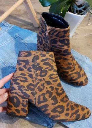 Леопардовые ботинки7 фото