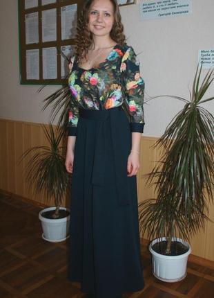 Вечірня сукня - максі з квітковим принтом. плаття під поясок.