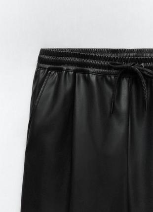 Джоггеры черные из экокожи штаны брюки зара zara3 фото