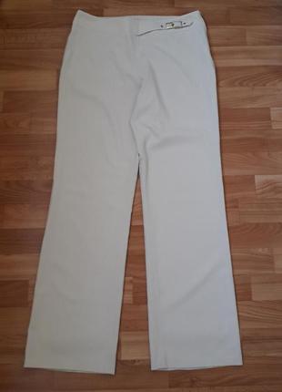 Светлые летние брюки на бедра до 100 см