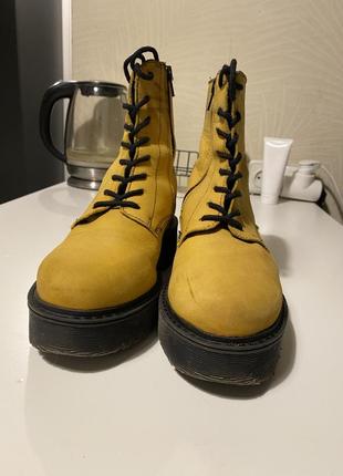 Желтые ботинки, кожа, замш, нубук, 39, 25см, толстая подошва, платорома3 фото