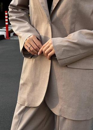 Женский стильный классический костюм брюки пиджак бежевый капучино2 фото