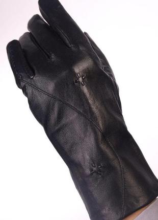 Перчатки женские черные кожаные натуральные с  натуральным мехом зимние3 фото