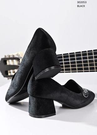 Туфли женские черные нарядные лакированые6 фото