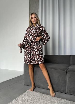 Жіночий махровий халат з леопардовим принтом дуже м'який та теплий