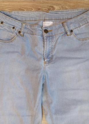 Классные джинсы голубого цвета3 фото