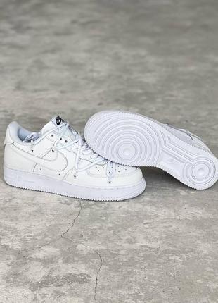 Женские кроссовки nike air force 1 low3 фото