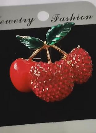 Брошка вишні вишня ягоди1 фото