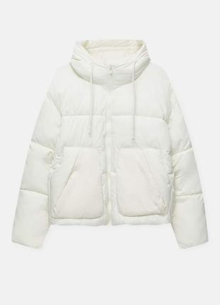 Дута куртка pull&bear білого кольору з капюшоном2 фото