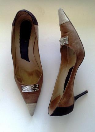 38-39р. кавові дизайнерські туфлі les copains (італія), натуральний замш, шкіра