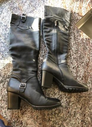 Высокие сапоги, сапог