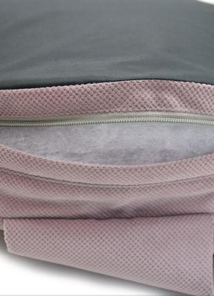 Лежак пуф с одеялом для собак и котов zoo-hunt mеджик круглый темно-рожевий №2 500х500х90 мм4 фото