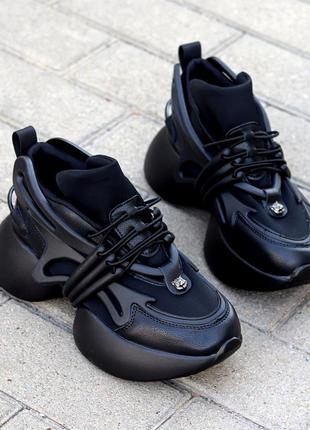 Массивные дизайнерские женские кроссовки, в черном цвете, подкладка текстильная, популярная модель.8 фото
