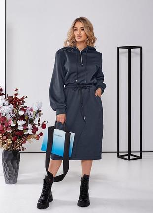 Платье костюм миди батал кофта на короткой молнии с капюшоном рукав манжет юбка прямая талия на резинке карманы декор шов ткань трехнить