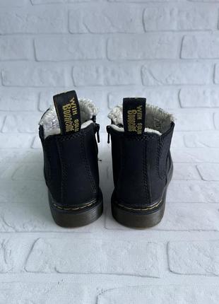 Зимові дитячі черевики dr. martens 2976 leonore зимние ботинки сапоги челси оригинал4 фото