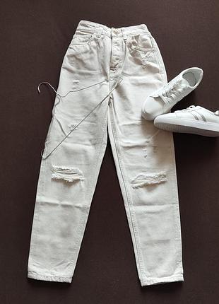 Cтильные джинсы мом denim co.