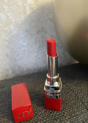 Увлажняющая помада помада dior rouge dior ultra rouge #999