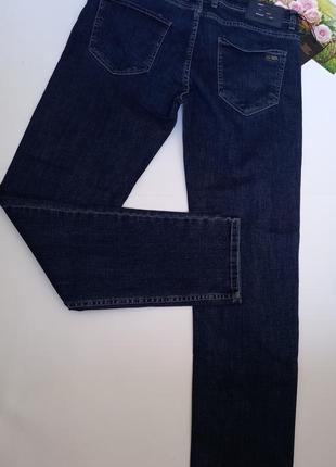 Мужские слегка подуженные джинсы emporio  armani4 фото