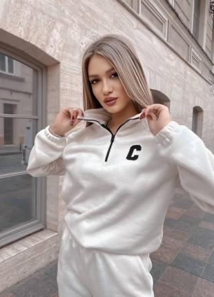 Спортивный костюм на флисе