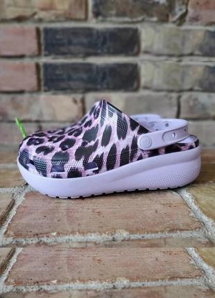 Крокс классик клог платформа фиолетовые леопард crocs kids ́ cutie crush animal clog leopard