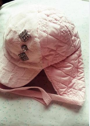 Теплая шапка с ушками на завязках сбоку украшения в виде камешков деми4 фото