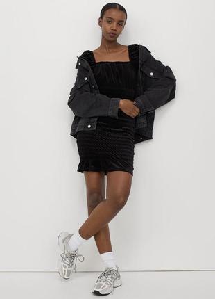 Чорна велюрова міні сукня від h&m сукня резинка