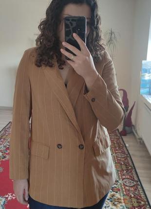 Двубортный коричневый/карамельный прямой оверсайз пиджак, жакет, блейзер в полоску zara