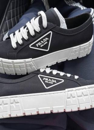 Prada кроссовки на платформе
