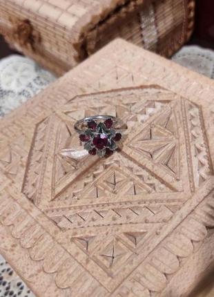 Кольцо кольцо с камнем2 фото