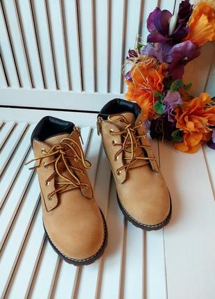 Ботинки кожаные демисезонные  timberland  toddler pokey pine оригинал5 фото