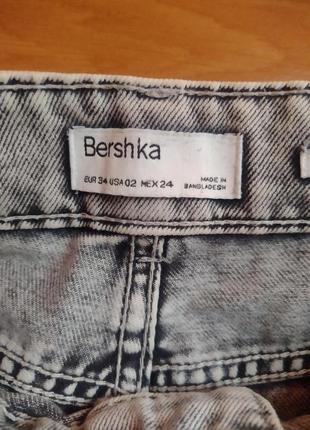 Джинси bershka mom xs-s