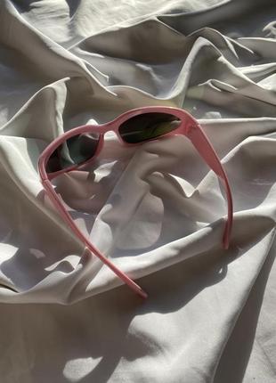 Трендовые розовые солнцезащитные имиджевые очки для фото7 фото
