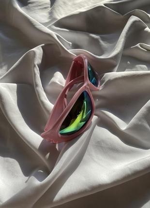 Трендовые розовые солнцезащитные имиджевые очки для фото4 фото