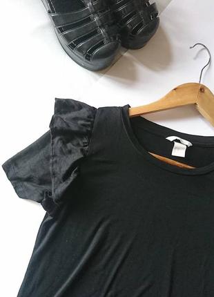Базова віскозна футболка/топ з рюшками від h&m, на р. xs/s2 фото