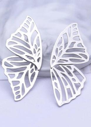 Стильні ефектні сріблясті сережки метелики кульчики пусети2 фото