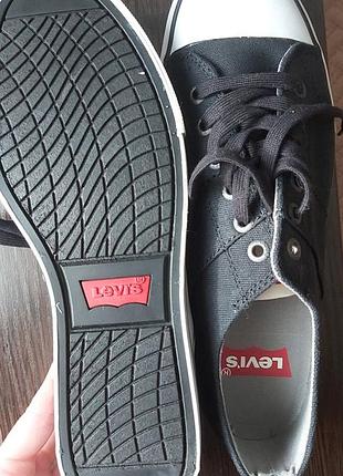 Чоловічі кеди levis