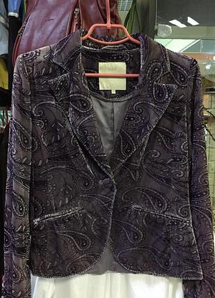 Жакет який завжди в моді