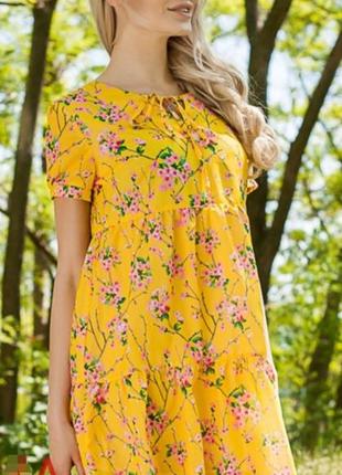 Желтое шифоновое летнее платье в цветочек