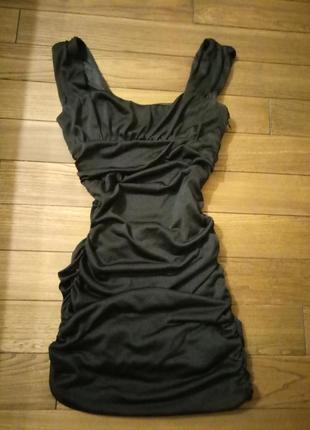 Маленькое черное платье