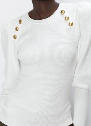 Женская кофта свитер zara с золотыми пуговицами5 фото